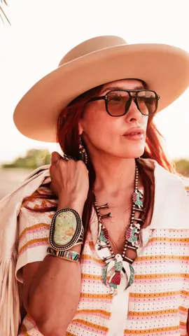 The energy of the desert is like nothing else. Turquoise will ground you into it.  @Clau  #nizhonitradersllc #sterlingsilverjewelry #navajojewelry #turquoisejewelry #handmadejewelry 