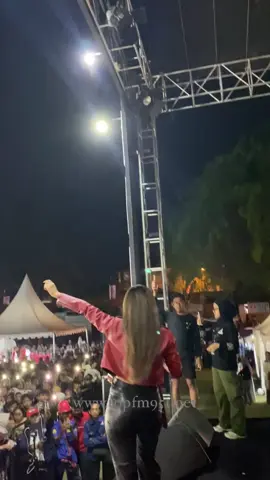 Cung sing urung MupOn festival SCTV wingi,mene kumpulll. . . #festivalsctv #hutri80 #brebesberes #lomba17agustus 