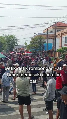 Detik-detik massa mulai berdatangan sekitar pukul 10.00 WIB #pati #demo #viral 