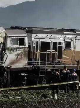 CC206 13 97 telah resmi afkir di usia muda🥀 EX PLH CCL  see you CC206 13 97🥀 #railfansindonesia #keretaapi #foryoupage  #KAI #cc2061397🥀🥀 