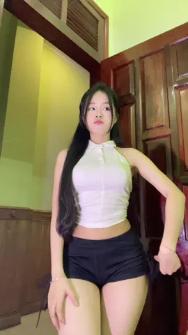 Cái tật nháy mắt khó bỏ😅