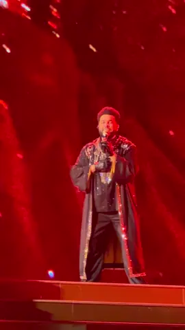 #oneofthegirls #afterhourstildawn #ahtd #ahtdtour #afterhourstildawntour 