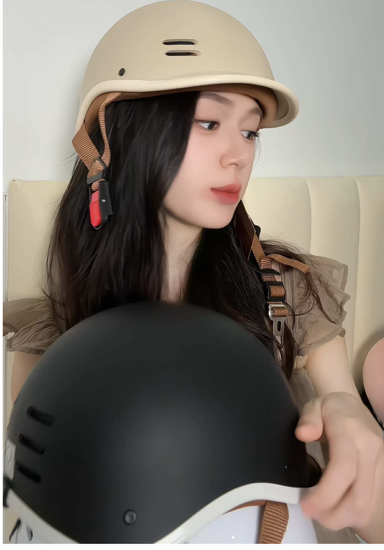 K ngờ giá lại rẻ vậy mà mua được 1 chiếc mũ đầy đủ giấy tơ va mã dấu hơp quy để TGGT