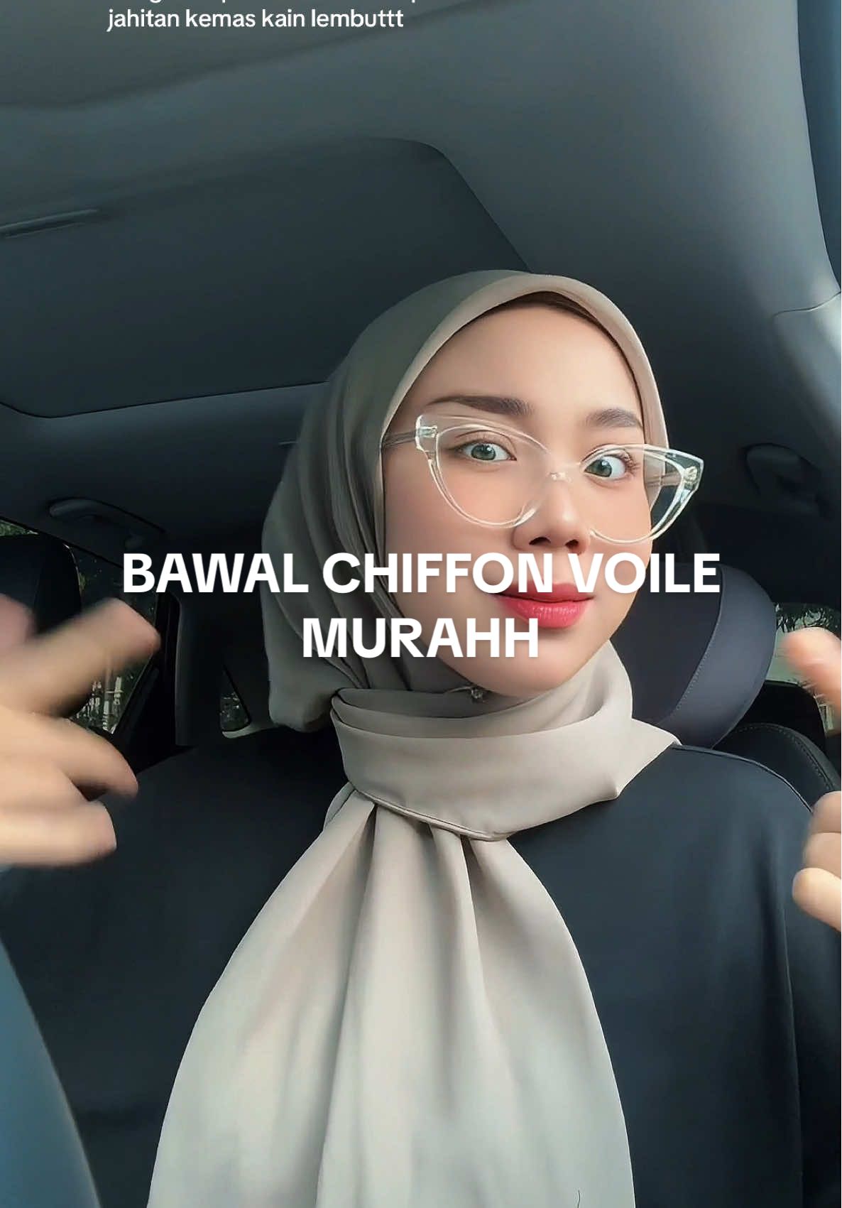 Best bedoohhh! Yang suka bawal lembut kena try yg ni pulak🙈 #bawalchiffonvoile #tudungbawal 
