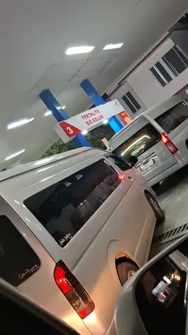 Sewa Hiace Dan Jasa Driver Ponorogo.#hiacecommuter #hiacepremio #Driver #sidulberkahtravel #ponorogo24jam 