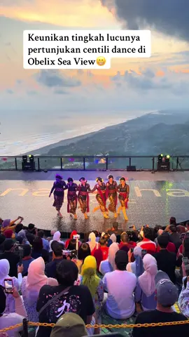 Kehebohan, keseruan & kelucuan pertunjukan centili dance menyatu di panggung Obelix Sea View 😁😆 Destinasi wisata yang wajib ada di paket wisata Jogja kalian nih🙌❤️ ➡️ 𝙋𝙖𝙠𝙚𝙩 𝙒𝙞𝙨𝙖𝙩𝙖 𝙅𝙤𝙜𝙟𝙖  ➡️ 𝙎𝙚𝙬𝙖 𝙈𝙤𝙗𝙞𝙡 + 𝘿𝙧𝙞𝙫𝙚𝙧 𝙅𝙤𝙜𝙟𝙖 ➡️ 𝙋𝙧𝙞𝙫𝙖𝙩𝙚 𝙏𝙧𝙞𝙥 𝙅𝙤𝙜𝙟𝙖 📩☎️ 𝙒𝘼 082138418703 #paketwisatajogja #wisatajogja #tripjogja #sewamobiljogja #obelixseaview 