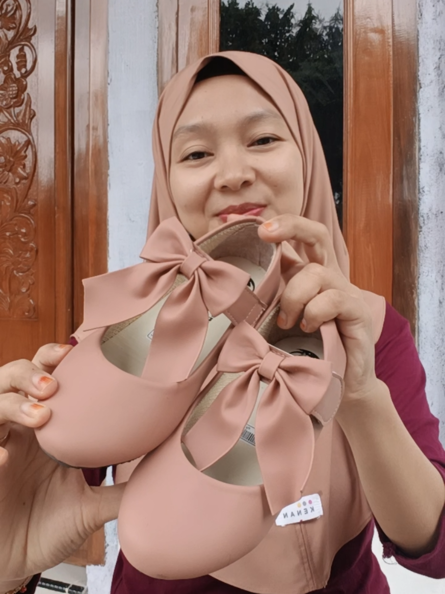 Sepatu pita anak perempuan #sepatuanak #flatshoesanak #modalkontendoang 
