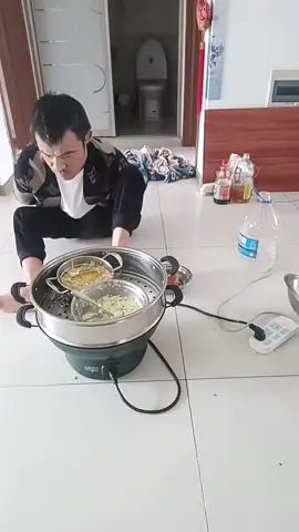 Daily cooking for people with disabilities.#disabled #disability #fypシ゚viral 