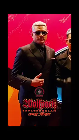 APA SAHAJA YANG BERLAKU PADA WAKTU SEKARANG DAN SETERUSNYA,  AKU TETAP BERJUANG WALAUPUN DIJALANAN DITABURI KACA😎 #unclesteady  #wolfpackfamily  #anakserigala  #kenangjasa  #fyp 