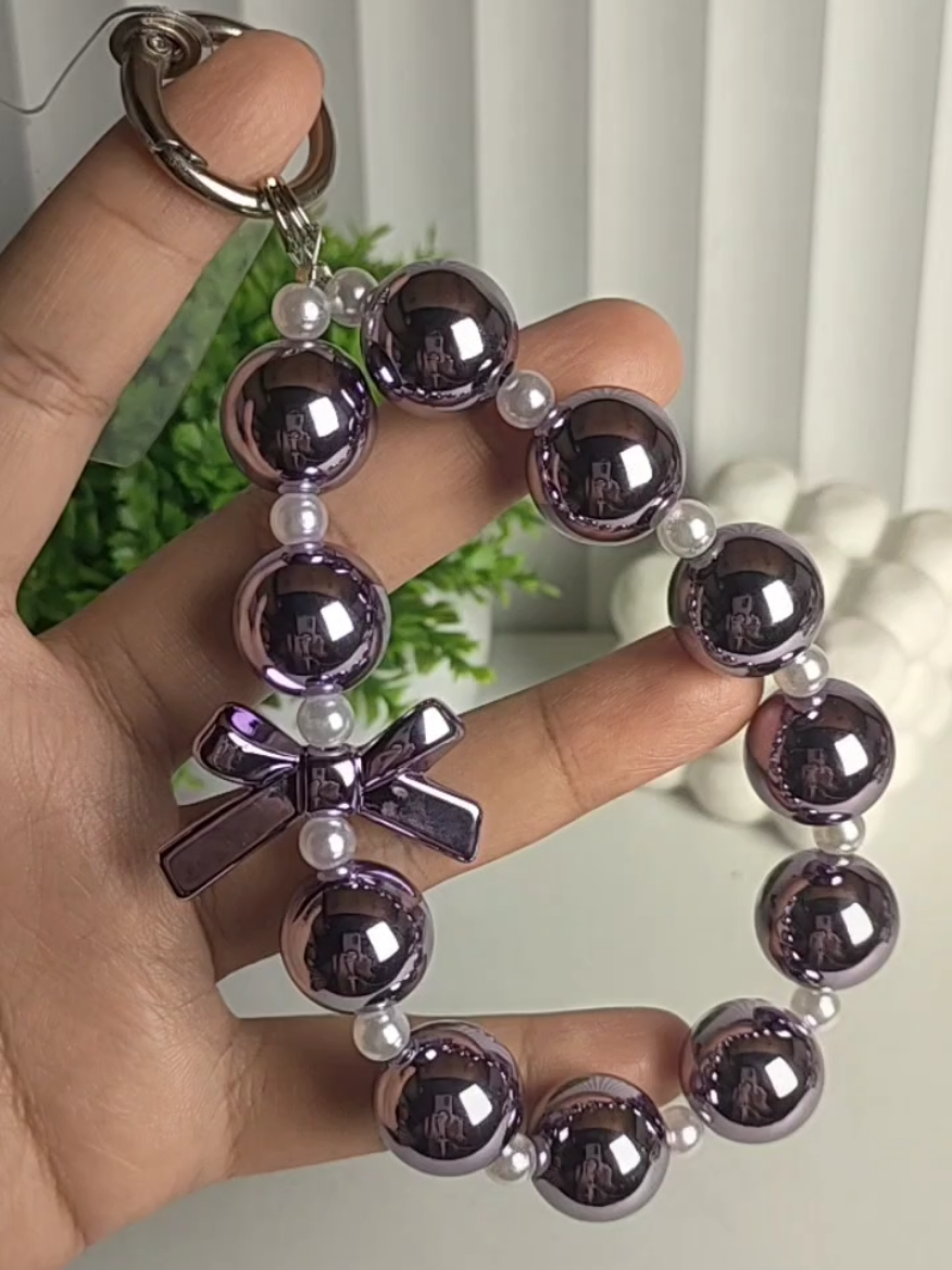 Gantungan hp cantik, bisa juga di pakai untuk gantungan tas atau kunci. #gantunganhp #gantungankunci #gantungantas #keychain #straphp 