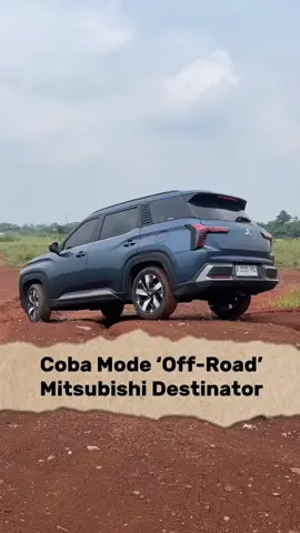 Jadi lebih tenang ya untuk nyari camp site yg akses jalannya gak mulus. Asik ya. #mitsubishidestinator #destinator @gridoto.com 