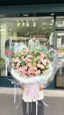 Hôn nhân là chuyện cả đời, yêu người vừa ý, cưới người mình thương 🍀 #trending #viral #tiemhoabinan #hoatuoidalat 