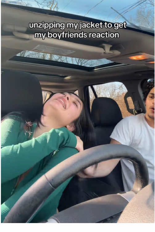 Unzippeing my jacket to see what my boyfriend does 🤣😂#funnyvideos #haha #fyp #usa #couple #coupleprank #tiktok #interesting #foryou #family #boyfriend #reaction #husband