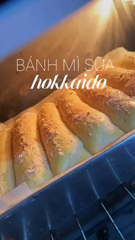 Bánh mì sữa Hokkaido- Bánh ngon vậy mà không làm thì uổng lắm luôn á mí bà! #banhmi #bánhmì #banhmisua #homemadefood #hokkaido 