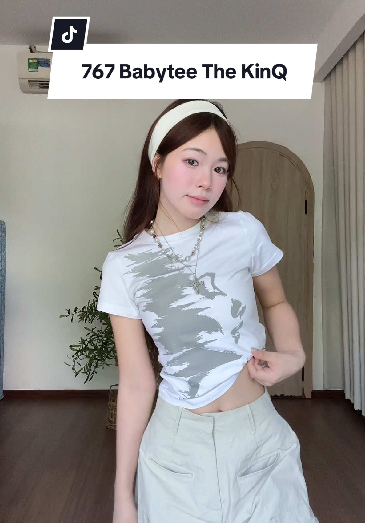 OOTD w @The KinQ #thekinq #aothun #babytee #OOTD #tryon #lendo #fyp #xuhuong 