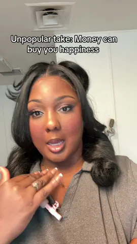Money can buy you happiness and that’s a hill I’ll die on. Does it fix everything? No. What does fix everything though? Exactly nothing! Agree? #moneycanbuyhappiness #moneycantbuyhappiness #unpopularopinion #unpopulartake 