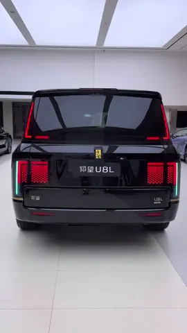 BYD Yangwang U8 L - Ultimate 6-Seater Luxury SUV. #bydyangwang #yangwang #yangwangu8 #yangwangu8l #luxurycars 