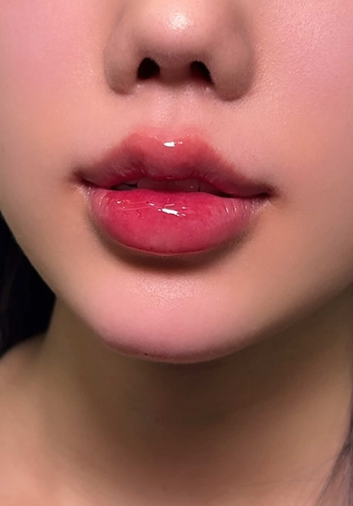 Mấy mấy cái cúc lúc đóng lúc mở 👄 Mở ra cơn bão Môi thiết Kế mang tên #vuhongtrang NẶN♥️#tiemmoi 