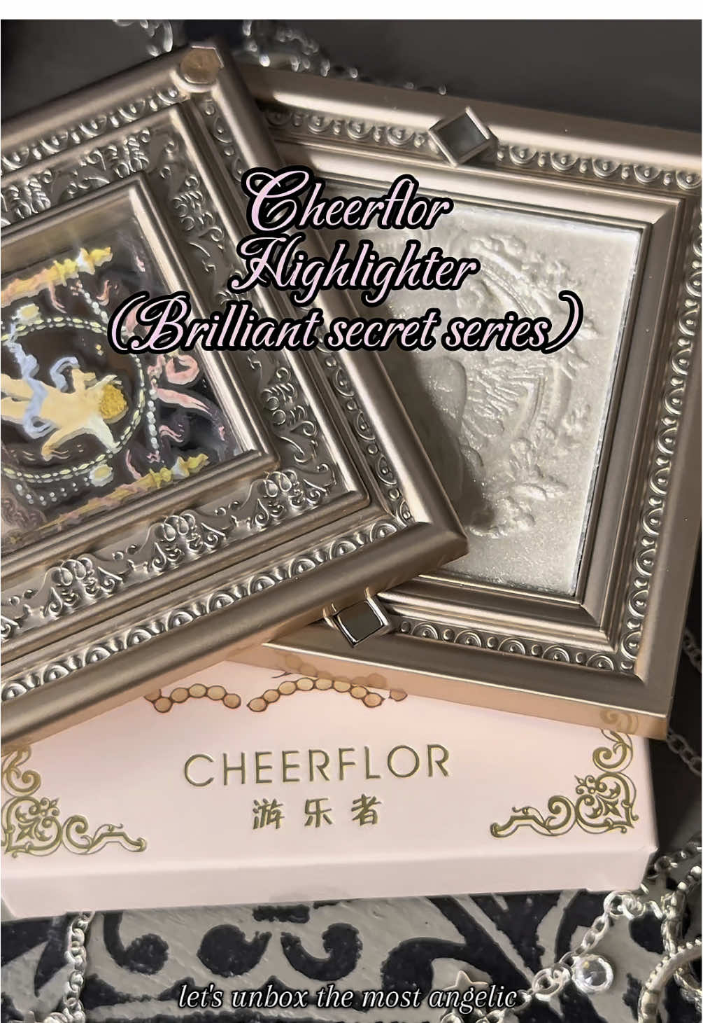 This has got to be my favourite white highlighter ✨  Obsessed with the fairy like glow this pigment gives off and the stunning packaging!  @W cosmetics  #whitehighlighter #makeuprecomendation #wcosmetics #makeuprecomendation #cheerflor 