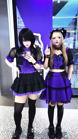 🖤イントロバート Vs エネルギーイントロバート💜 @xixia0xxx #cybarplanet #cybarplanetbkk #おすすめ #コンカフェ