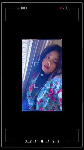 🌻#curvyfashion #femmerondeetbelle♥️💫 #laRènOuYe👑💙 #curvytok 