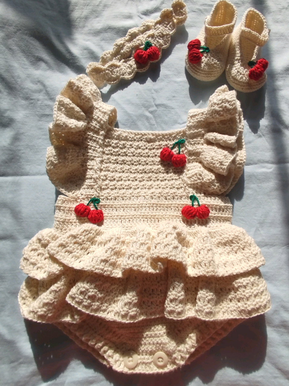 Conjunto cereja 🍒  #crochetbaby #roupinhasdebebe #croche #feitoamao #saidamaternidade #slz  #fyppppppppppppppppppppppp 