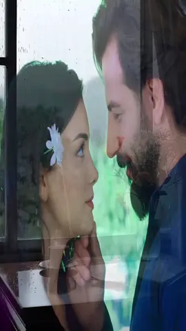 نبضات القلب الحب الحقيقي فعلا انك تحب شخص هو مش معاك بس الروح بتقربكم من بعض ❤️#✨️نـــجمـــهـــہ✨️ 