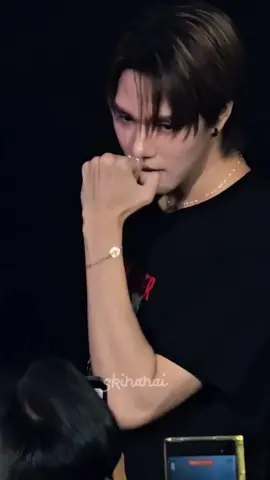 single ဆိုတဲ့သူ လက်ထောင်ပါဗျ✋🏻. မှတ်ချက်-skyစိတ်ဆိုးရင်ခင်ဗျားတို့ရှင်းရမည်#skywongravee #skynani #hirunkit_ 