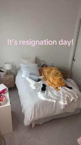 Normalize quitting your job instead of normalizing being a completely and utterly miserable shell of yourself everyday #quittok #resignation #unemployed #youlookhappier #corporatelife 