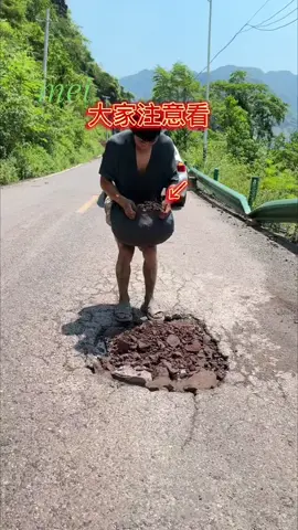 Orang baik adalah mempunyai hati yang baik dan prilaku yang baik juga.  Menyebarkan energi positif . 