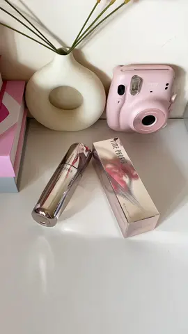 My new favourite setting spray!  #timephoriamy #timephoriasettingspray #timephoriatimelesssupernovasettingspray #settingspray #settingspraytimephoria 