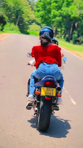 ආසම කෙනා එක්ක ආසම වාහනේ🌝💐#hornet #viraltiktok #hornet250lover🐝🥰 #srilanka #hornet250 