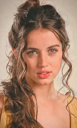 #anadearmas #kiss #bladerunner2049 aderunner