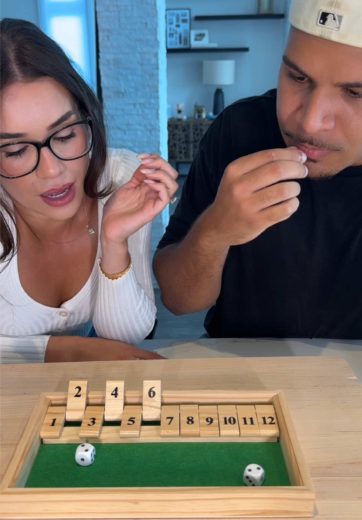 OMGGGGGG 👀🫣 #charlesandsylvia #wolfieandsylvia #couplescomedy 