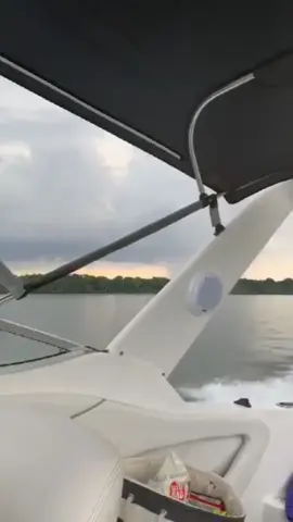 🌊🌊🛥️🛥️☺️☺️