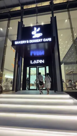 这家咖啡店挺好的#生活vlog #中国人在越南 #岘港旅游 