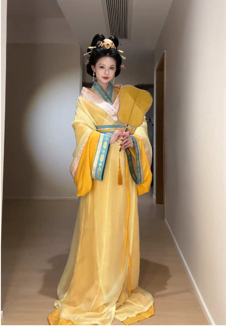 #hanfu #traditionalchineseclothing #hanfustyle #chinesemakeup #hanfu汉服 #fyp #losangeles #usa #LosAngeles 