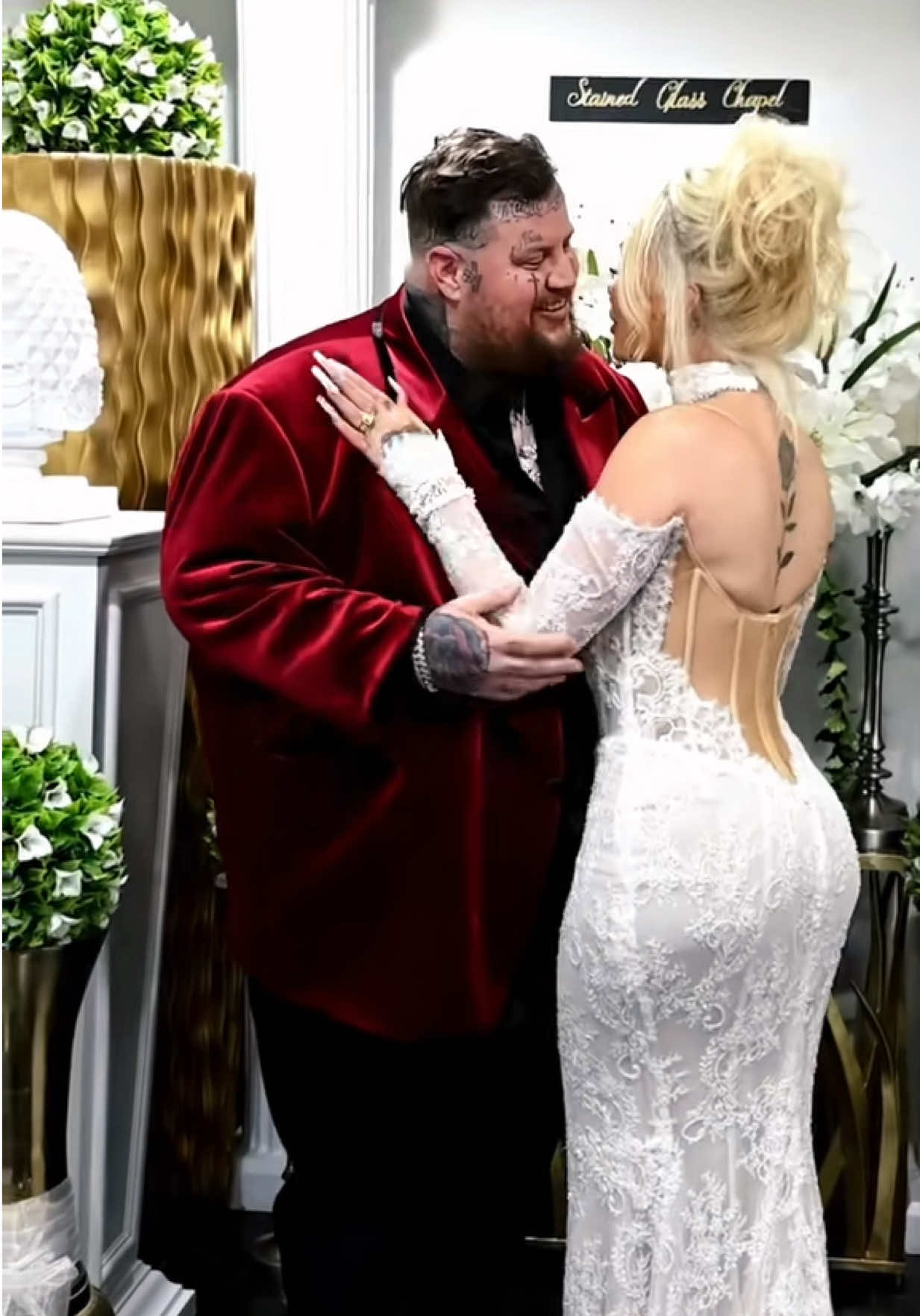 Can’t believe we’ve made it to another anniversary month 🥹 8/31/2016 🤍 #jellyandbunnie 