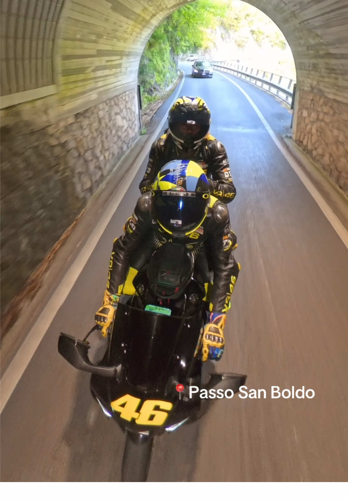 Passo San Boldo  or Road of 100 days becouse it was built in only 3 month 😮 it’s fantastic to see it. #passosanboldo #italy #italia #motorcycletrip #motolife 