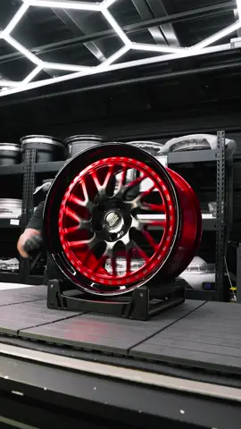 Can’t decide what color to get? Just choose 2! The ES1-T (3-Piece) wheel available on our website! #esr #wheels #esrwheels #fyp #foryou 