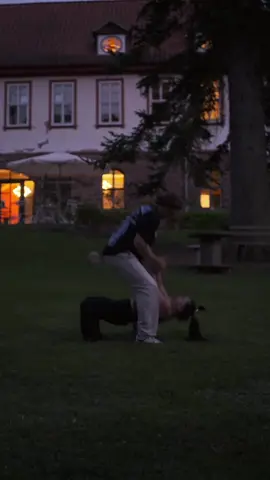 Video on repeat 💌🧸 #couple #fyp #lift #dance #parejas 