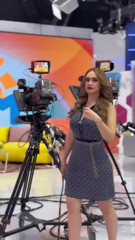 Preciosa 👑👑👑👑 @Alejandra Portillo Hermosa Presentadora Guatemalteca  De @Guatevision ♥️♥️♥️♥️                     🤩🤩🤩🤩 