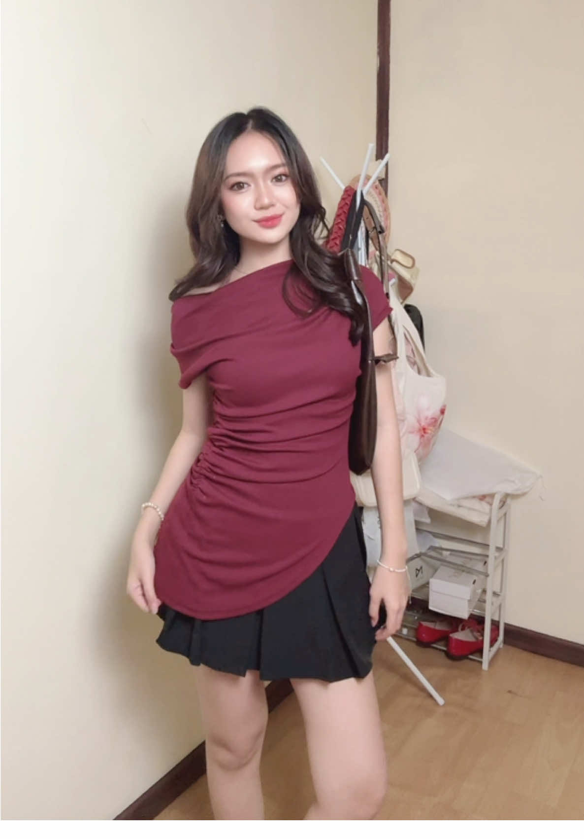 maroon n black its a perfect color combo #fitcheck 