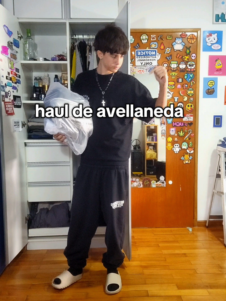 ropa de @Vammer16   #creatorsearchinsights #viral #fyp #styling #moda 