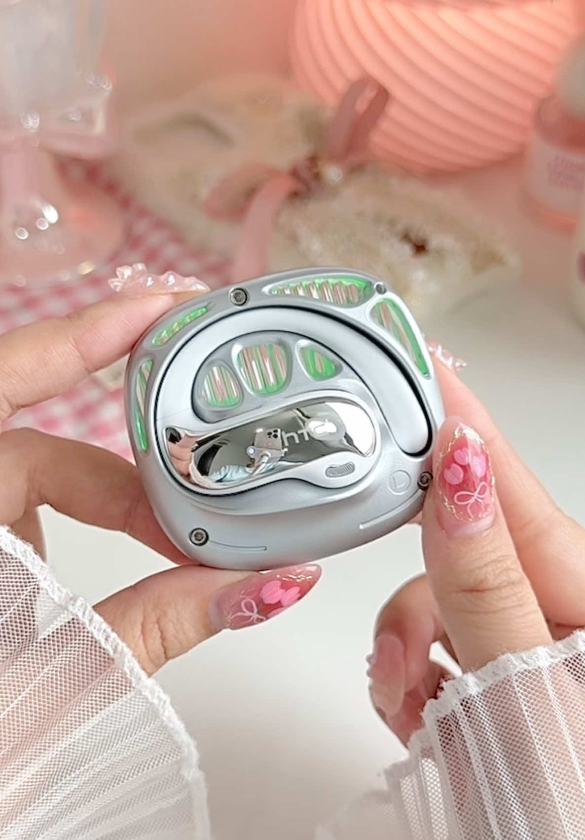 Rekomendasi Earphone Open Ear Non In Ear dengan tampilan yg keren dilengkapi Asisten Terjemahan AI , Bluetooth 6.0 , Tahan Air dan Anti Keringat , Mode Game dan Latensi Ultra Rendah Cocok Banget Sebagai Pilihan Earphone Sehari Hari Kamu #earphone #wirelessearphone #earphones #earphonebluetooth #earphoneviral 