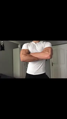 Biceps | Videocredits: @utkuyrtoglu #armmuscles #biceps #lovepotion #veins #armmuscles 