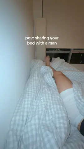 and he has the audacity to ask me how i slept 💀 #couple #fyp