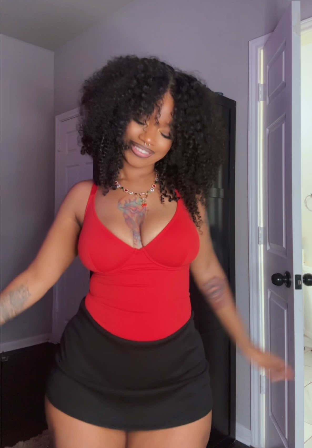 Fav trend 🤭 @Niyahgotcurls 𓋹 ૐ @SuburbanEli 