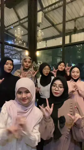 dinner with team kantor 