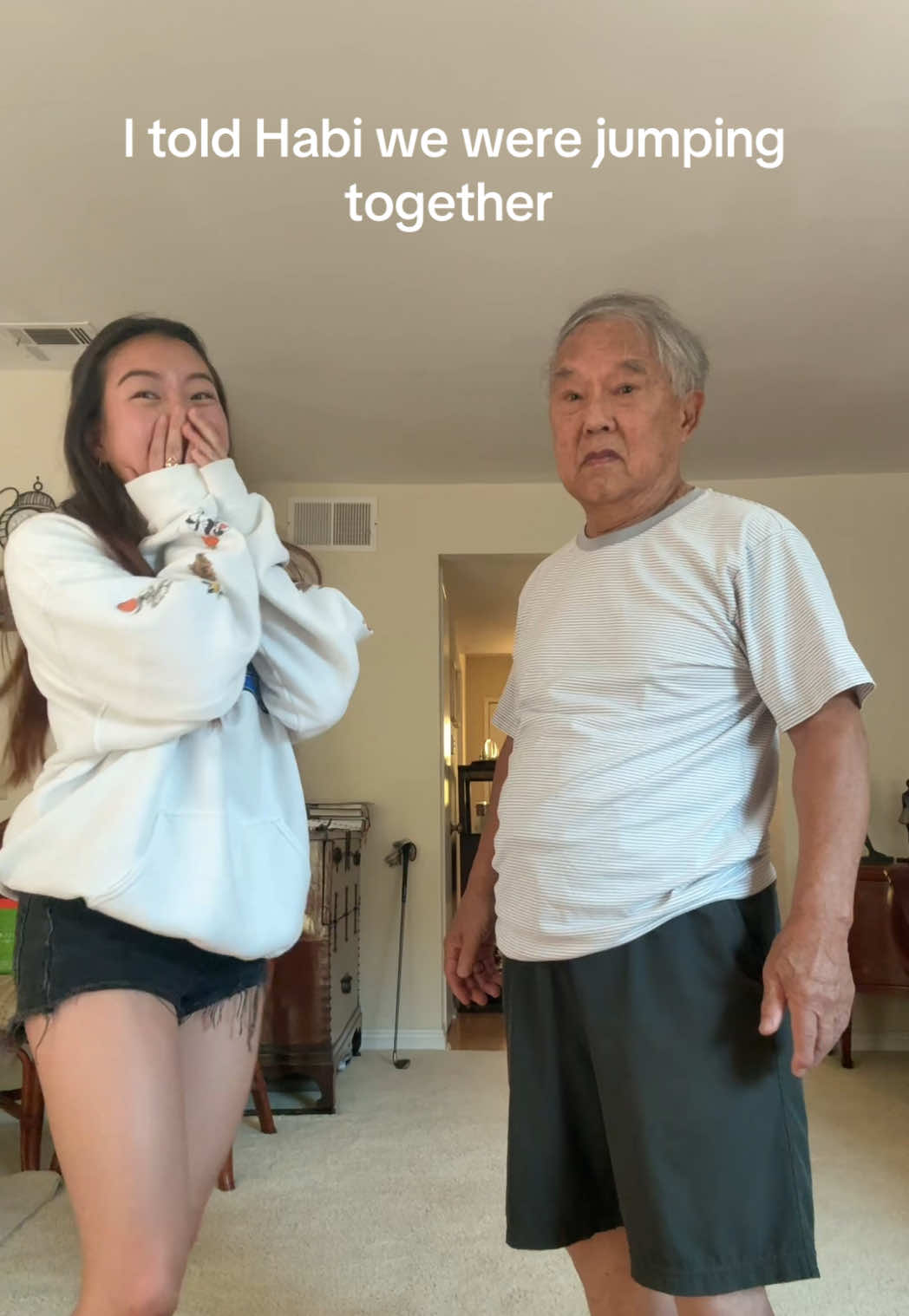 🥺🥺🥺 he can actually jump higher than me tho #fypシ #family #grandparentsoftiktok #grandpa #korean 